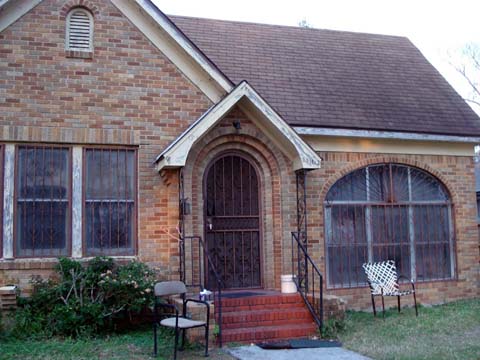 Old house that Needs Remodeling